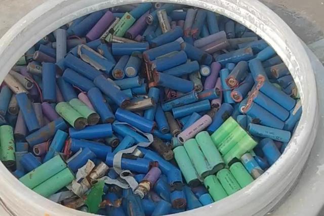 廢舊鋰電池的大批量處理，鋰電池?zé)峤庠O(shè)備的高產(chǎn)能