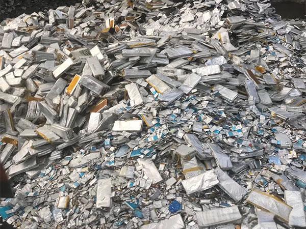 廢舊鋰電池熱解處理設備，解決行業(yè)痛點